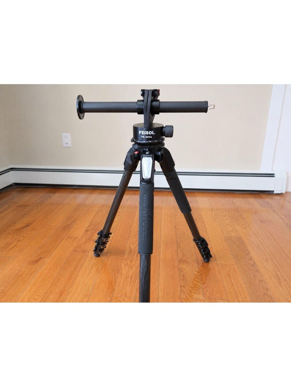 Manfrotto 055 Carbon Fiber Tripod w/ FEISOL PB-90HA Panoramic Head ( PB-90HA)